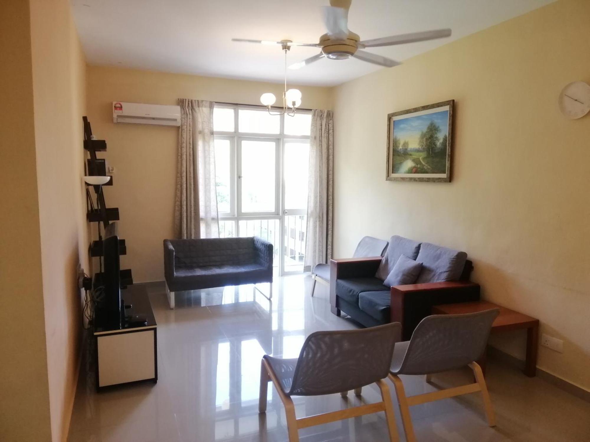 My Cozy Nest - Near Beach باتو فيرينغي الغرفة الصورة