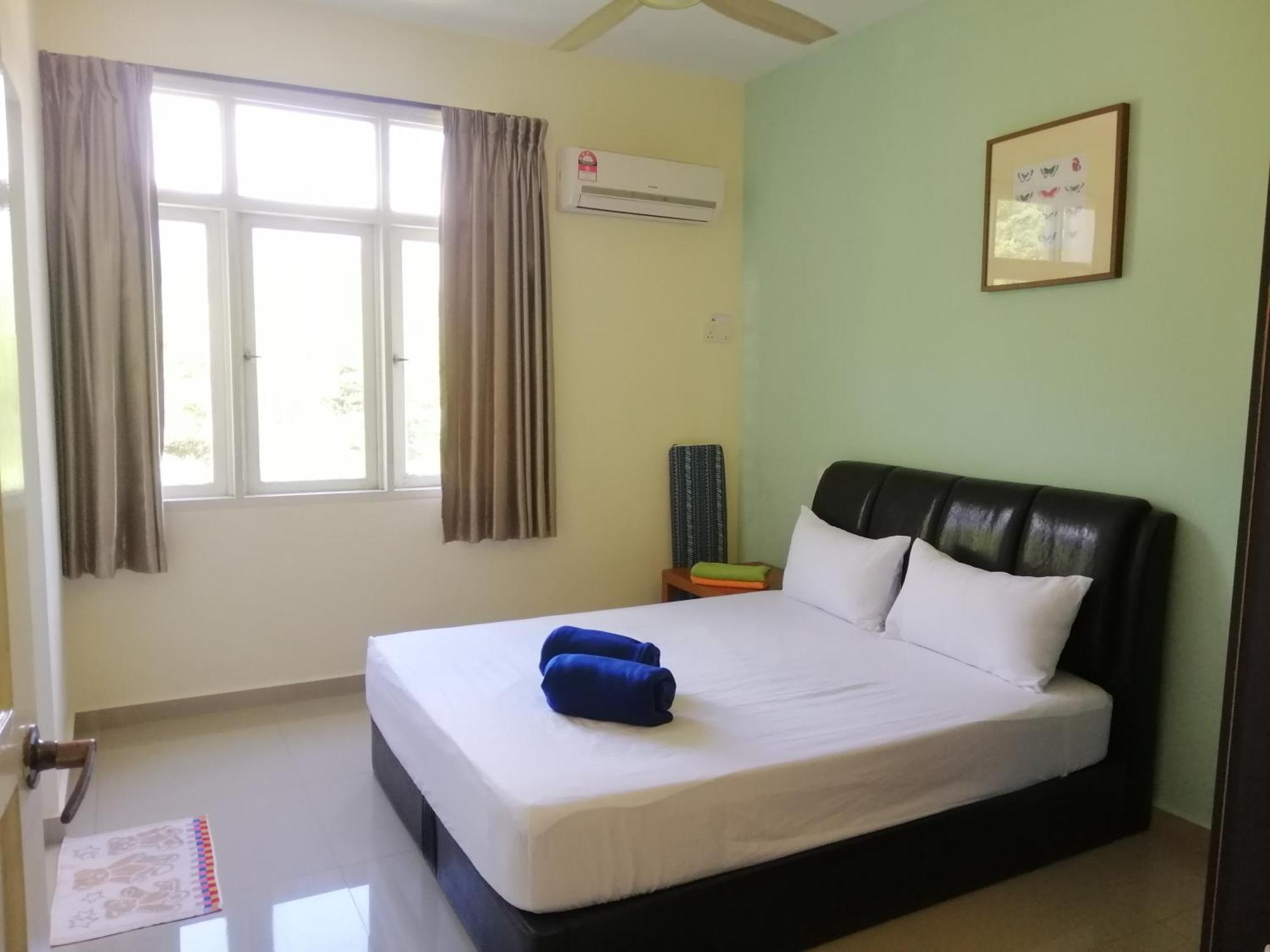 My Cozy Nest - Near Beach باتو فيرينغي الغرفة الصورة